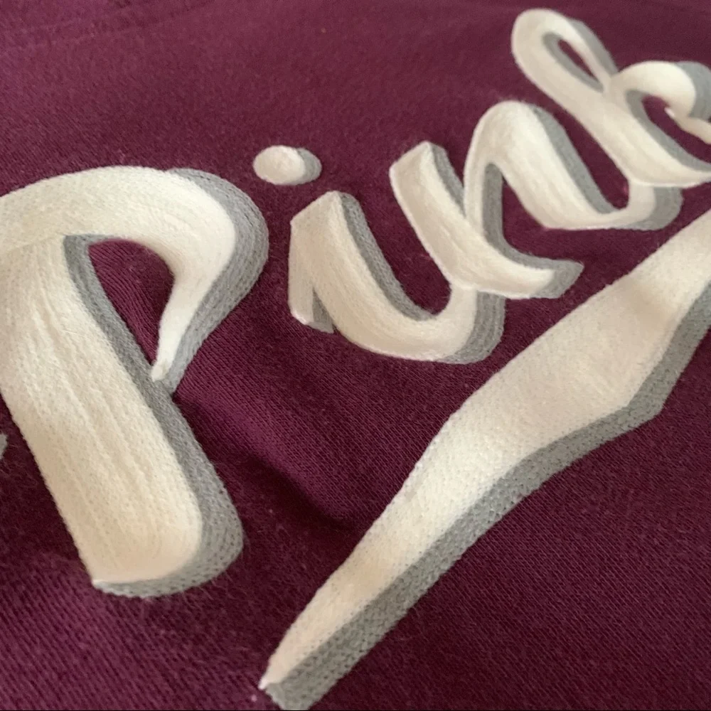 PINK Victoria’s Secret embroidered logo hoodie burgundy size extra small - Picture 4 of 7